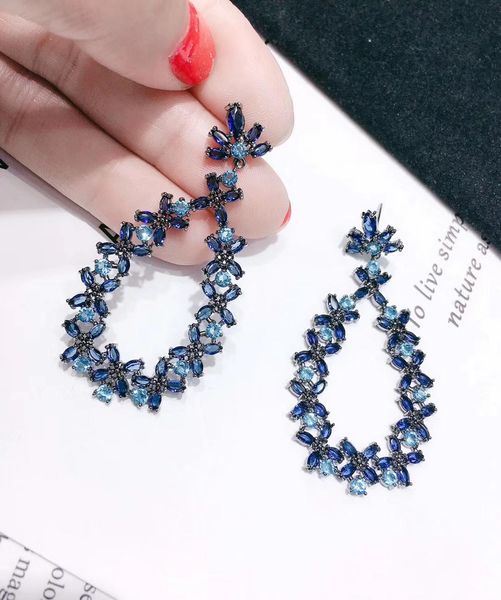 light color zircon flower branch design drop earrings beautiful women charm jewelry for wedding or party xiumeiyizu famous brand, Silver
light color zircon flower branch design drop earrings beautiful women charm jewelry for wedding or party xiumeiyizu famous brand, Silver