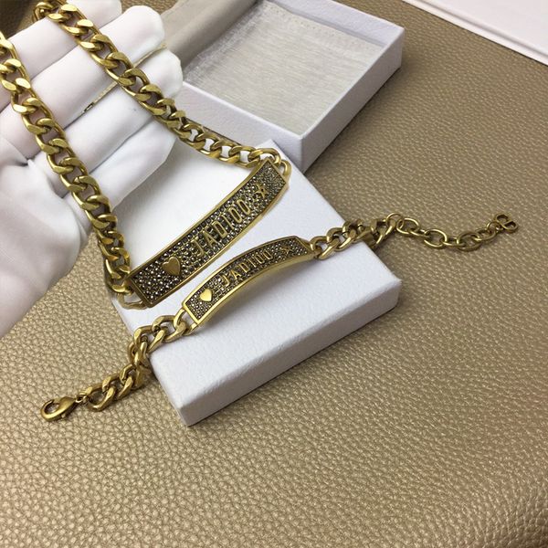 d letter necklace female dijia brass diamond chain personalized necklace temperament female clavicle bracelet, Golden;silver
d letter necklace female dijia brass diamond chain personalized necklace temperament female clavicle bracelet, Golden;silver