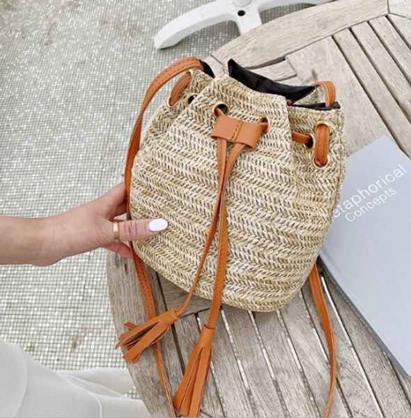 straw bucket small bag female 2019 new korean version of the summer woven drawstring shoulder bag messenger bag
straw bucket small bag female 2019 new korean version of the summer woven drawstring shoulder bag messenger bag