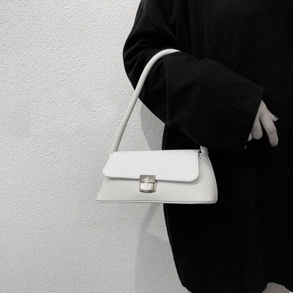 luxury baguette bag for women vintage subaxillary shoulder bag lady's leather handbag female small flap bags kendall bella a141
luxury baguette bag for women vintage subaxillary shoulder bag lady's leather handbag female small flap bags kendall bella a141