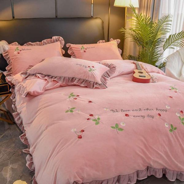 classics stripe bedding sets europe and america 4 pieces bed cover designer luxury bed sheet suit comforter cover sets 22
classics stripe bedding sets europe and america 4 pieces bed cover designer luxury bed sheet suit comforter cover sets 22