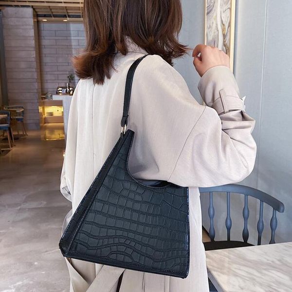 designer women french niche bags luxury lady handbag fashion vintage shoulder bag temperament bags/8
designer women french niche bags luxury lady handbag fashion vintage shoulder bag temperament bags/8