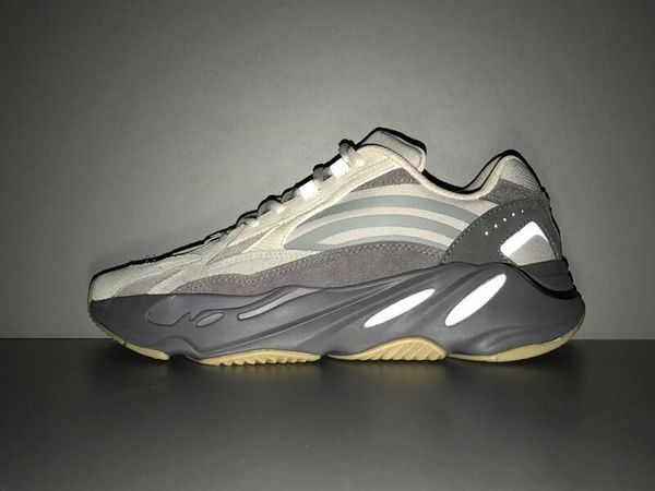 ship with box 700 tephra basketball designer shoes comfortable kanye west fashion sport zapatos sneakers size us4-13, White;red
ship with box 700 tephra basketball designer shoes comfortable kanye west fashion sport zapatos sneakers size us4-13, White;red