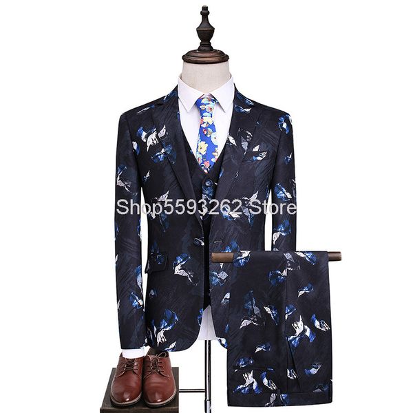 male flower suit suit three-piece set simple leisure trend male dress, White;black 
male flower suit suit three-piece set simple leisure trend male dress, White;black
