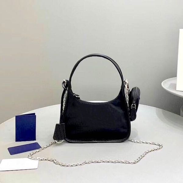 2020 wholesale new ladies armpit bag nylon shoulder simple handbag crescent bag waterproof tide female shoulder messenger bag
2020 wholesale new ladies armpit bag nylon shoulder simple handbag crescent bag waterproof tide female shoulder messenger bag