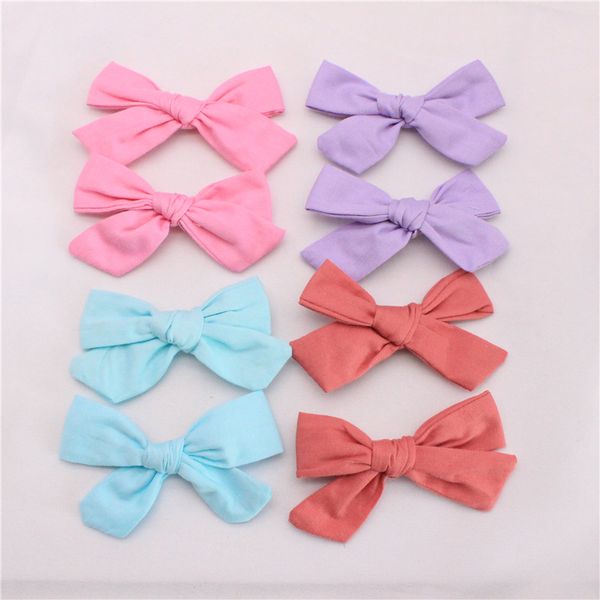 2020 spring and summer new children's hair clip lattice solid color bow set hair accessories, Slivery;white
2020 spring and summer new children's hair clip lattice solid color bow set hair accessories, Slivery;white