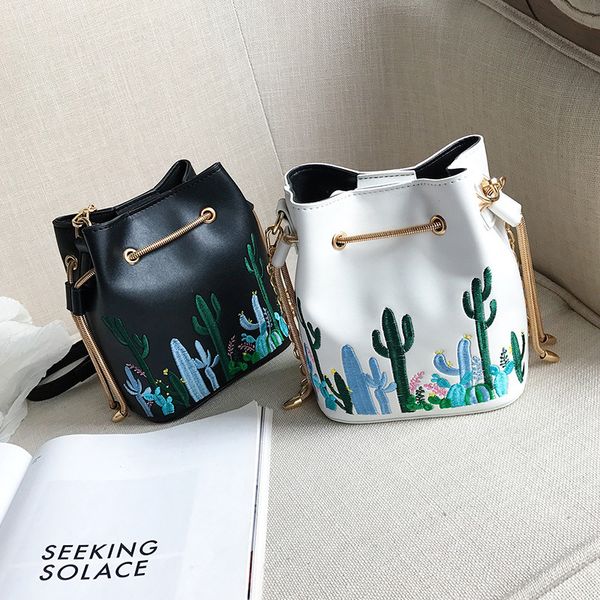 2019 new drawn drum пакет single desert cactus print single shoulder cross женщина пакет
2019 new drawn drum пакет single desert cactus print single shoulder cross женщина пакет