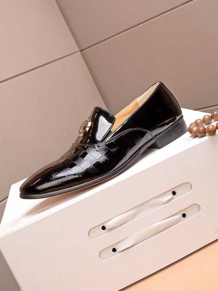2019 new men s dress leather shoes plus lace-up business casual men formal wedding flat wan1, Black;red
2019 new men s dress leather shoes plus lace-up business casual men formal wedding flat wan1, Black;red