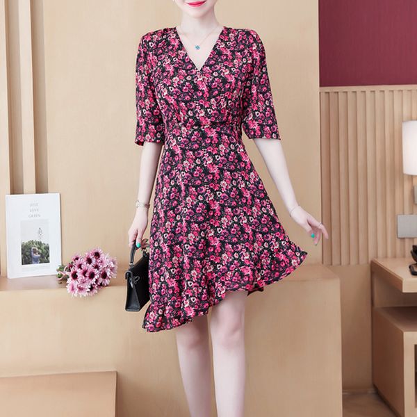 plus size v neck trumpet dress women 2020 summer fashionable skinny floral short sleeve high waist oversize office lady dresses, Black;gray
plus size v neck trumpet dress women 2020 summer fashionable skinny floral short sleeve high waist oversize office lady dresses, Black;gray