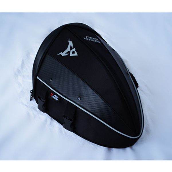 2016 motorcycle backpack moto bag waterproof shoulders reflective helmet bag motorcycle racing package
2016 motorcycle backpack moto bag waterproof shoulders reflective helmet bag motorcycle racing package