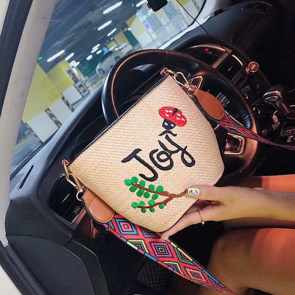 women bucket new straw beach bag bucket shoulder simple wave embroidery handbags summer shoulder messenger bags
women bucket new straw beach bag bucket shoulder simple wave embroidery handbags summer shoulder messenger bags