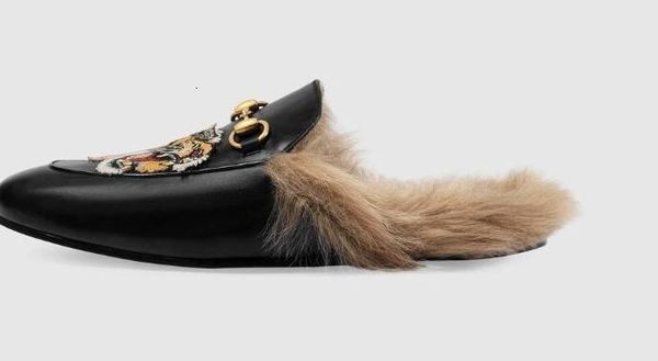 2019 men moccasins loafers princetown slipper with tiger monk straps boots slippers drivers sandals slides sneakers dress run shoes, Red;white
2019 men moccasins loafers princetown slipper with tiger monk straps boots slippers drivers sandals slides sneakers dress run shoes, Red;white