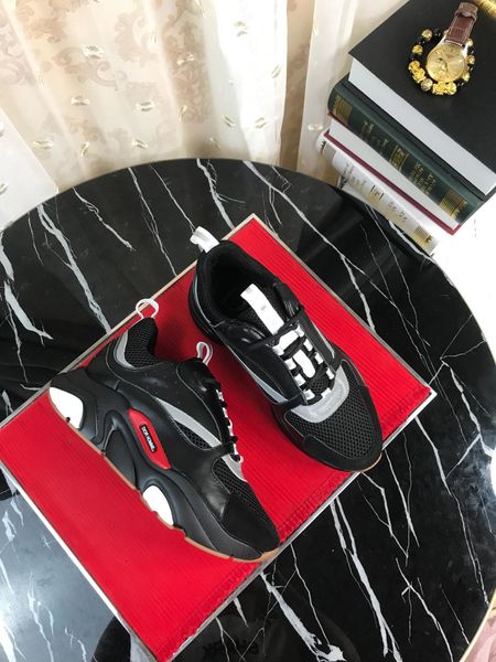 2020 new si couple casual sneakers couple fashion sneakers luxury design breathable casual shoes
2020 new si couple casual sneakers couple fashion sneakers luxury design breathable casual shoes