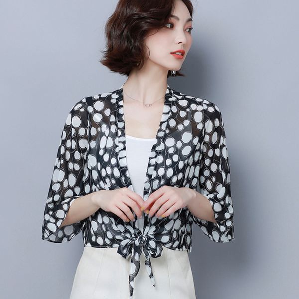 real s2019 summer new wild large size printed chiffon shirt jacket thin section air conditioning cardigan shawl, White
real s2019 summer new wild large size printed chiffon shirt jacket thin section air conditioning cardigan shawl, White