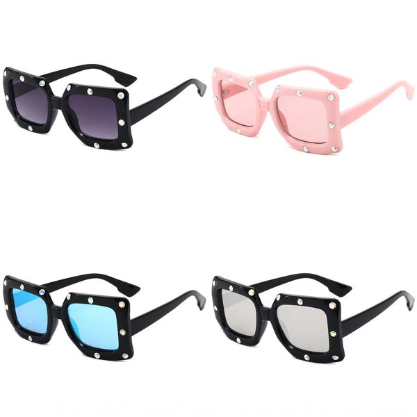 sun large frame diamond children's sunglasses high-end rhinestone box children's sun glasses 1936, Blue
sun large frame diamond children's sunglasses high-end rhinestone box children's sun glasses 1936, Blue