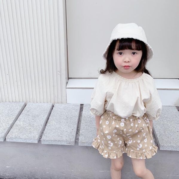 2020 new girls shirt cotton linen summer short sleeve fashion girls blouse 1-6 years hv13, White;black
2020 new girls shirt cotton linen summer short sleeve fashion girls blouse 1-6 years hv13, White;black