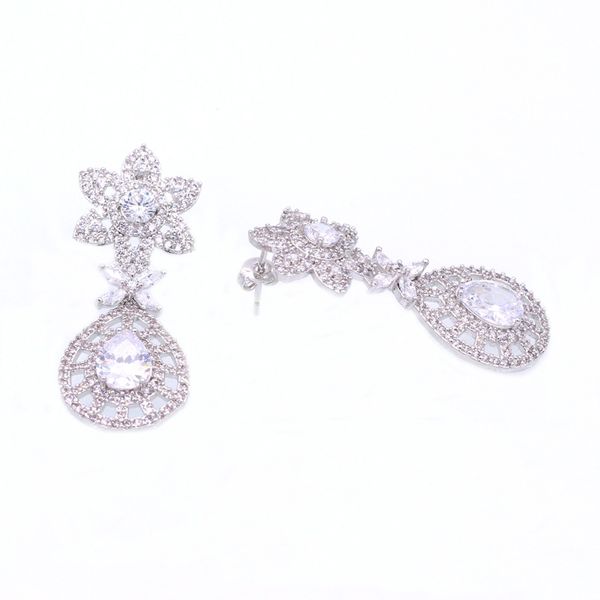 fashion-luxurious flowers long earrings for women bridal sparkling zircons rhinestones stud earrings wedding accessories jewelry, Golden;silver
fashion-luxurious flowers long earrings for women bridal sparkling zircons rhinestones stud earrings wedding accessories jewelry, Golden;silver