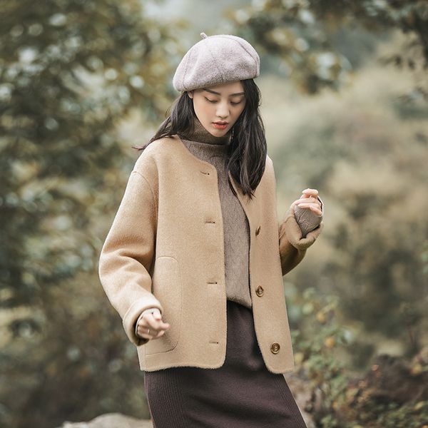 women's fall winter 2019 new fashion short woolen cashmere coat women round collar reversible 95% woolen coat, Black
women's fall winter 2019 new fashion short woolen cashmere coat women round collar reversible 95% woolen coat, Black
