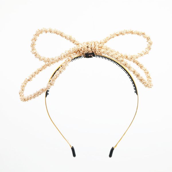 a20-2020 beads handmade large bow hairband children fashion hair accessories metal band with teeth, Slivery;white
a20-2020 beads handmade large bow hairband children fashion hair accessories metal band with teeth, Slivery;white