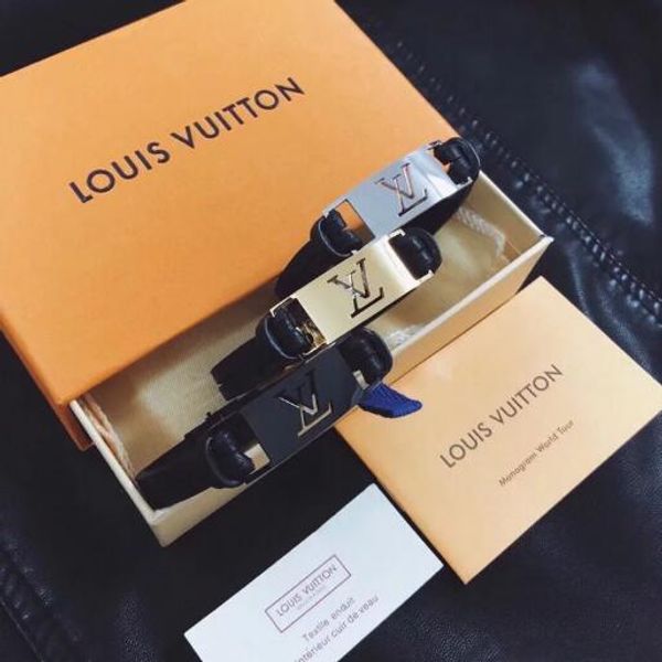De igner men 039 and women 039 bracelet leather letter bracelet fa hion imple lover cla p can be cut ize
De igner men 039 and women 039 bracelet leather letter bracelet fa hion imple lover cla p can be cut ize