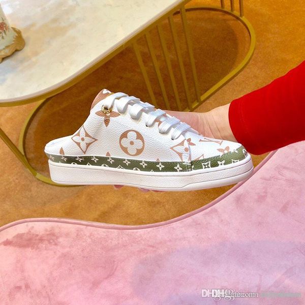 new fashion luxury women flip flops superstars print real leather half slipper classic casual shoes with original box, Black
new fashion luxury women flip flops superstars print real leather half slipper classic casual shoes with original box, Black