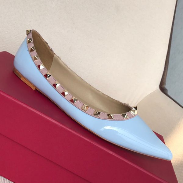 made in china, high-end cowhide gold rivet women's shoes, pointed flat shoes, fashionable women's single shoes, professional shoes, Black
made in china, high-end cowhide gold rivet women's shoes, pointed flat shoes, fashionable women's single shoes, professional shoes, Black