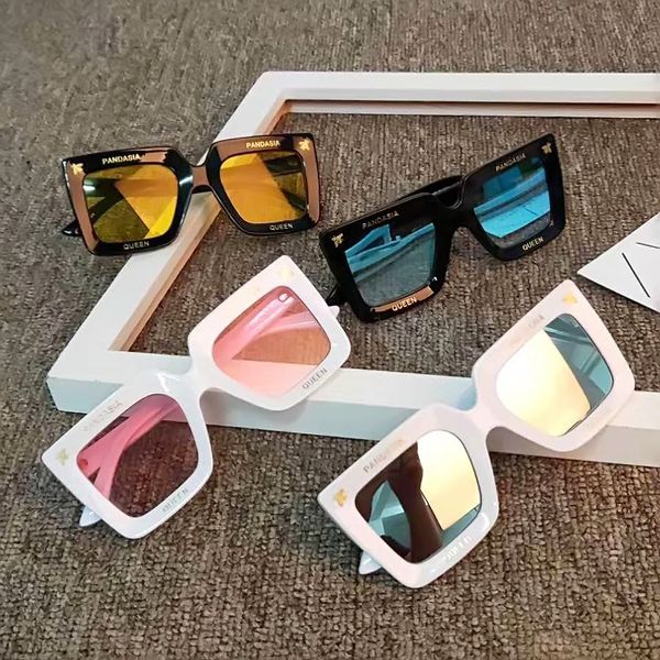 2020 new designer children letter sunglass fashion square kids mirror sunglasses boy girl goggles baby travel glasses optional uv400, White;black
2020 new designer children letter sunglass fashion square kids mirror sunglasses boy girl goggles baby travel glasses optional uv400, White;black