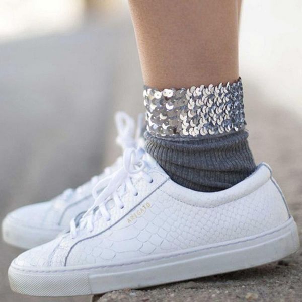 fashion short glitter socks women vintage cotton shiny socks harajuku soft cute sock casual chic bead art female hosiery, Black;white
fashion short glitter socks women vintage cotton shiny socks harajuku soft cute sock casual chic bead art female hosiery, Black;white