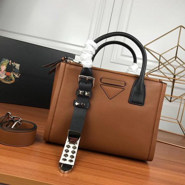 designer handbags luxury bag women fashion tote genuine leather ladies purses designer bags modern purse bag
designer handbags luxury bag women fashion tote genuine leather ladies purses designer bags modern purse bag