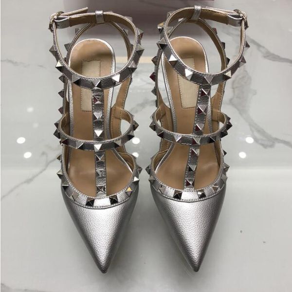 2019 brand women pumps wedding shoe woman high heels sandal nude fashion ankle straps rivets shoes high heels bridal shoel14, Black
2019 brand women pumps wedding shoe woman high heels sandal nude fashion ankle straps rivets shoes high heels bridal shoel14, Black