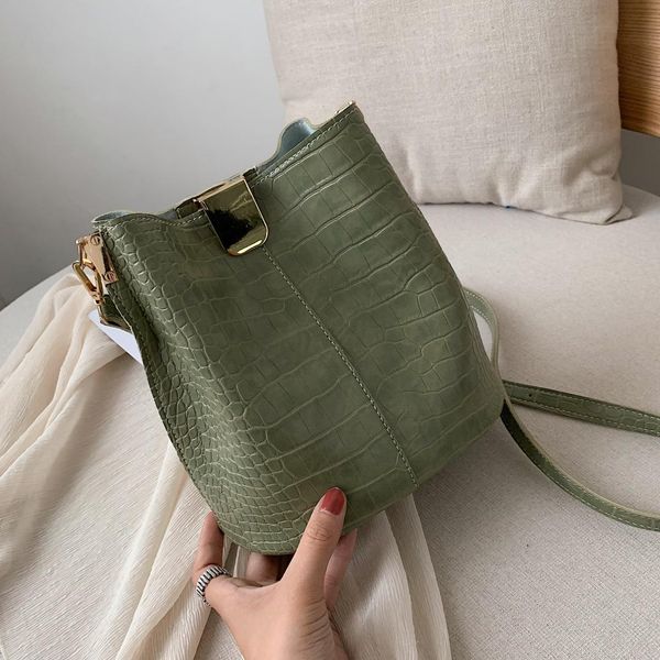 crocodile pattern pu leather bucket crossbody bags for women small summer messenger shoulder bags ladies travel handbags
crocodile pattern pu leather bucket crossbody bags for women small summer messenger shoulder bags ladies travel handbags