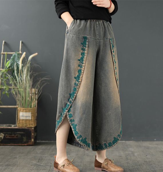 spring denim jeans women vintage washed embroidery furcal female casual ankle-length wide leg cowboy pants tide, Blue
spring denim jeans women vintage washed embroidery furcal female casual ankle-length wide leg cowboy pants tide, Blue