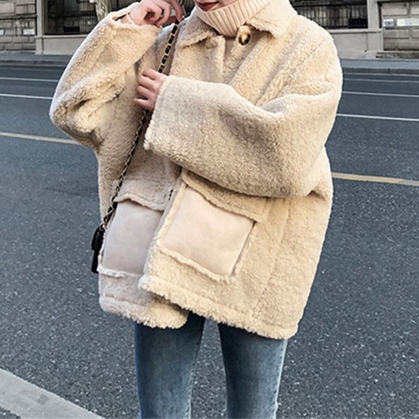 2019 coat one single row buckle thickening lamb hair short fund little chap easy loose coat woman, Tan;black
2019 coat one single row buckle thickening lamb hair short fund little chap easy loose coat woman, Tan;black