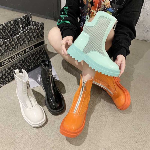 2020 round toe lcae-up hollow out breathable genuine leather single shoes women cool boots new spring summer tide, Black
2020 round toe lcae-up hollow out breathable genuine leather single shoes women cool boots new spring summer tide, Black