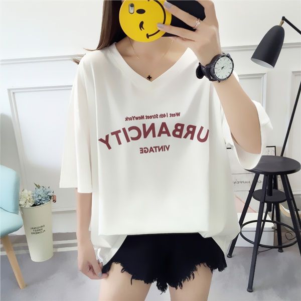 300 jin large size women's 200 short-sleeved female t-shirt t-shirt students loose 250 jin plus fat v-neck 240, White
300 jin large size women's 200 short-sleeved female t-shirt t-shirt students loose 250 jin plus fat v-neck 240, White
