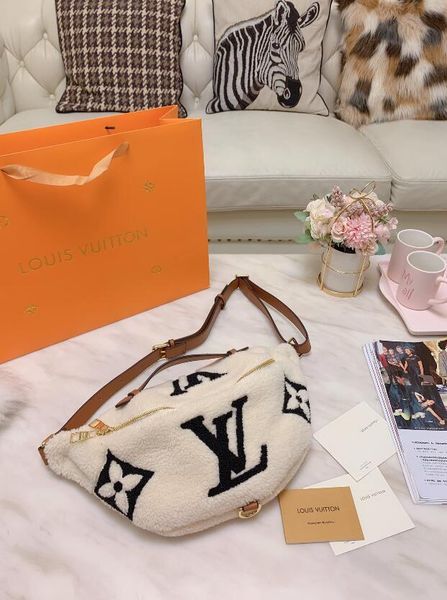 ягненка меховой трава лето сумочка креста тела сумка ручной сумка кожа л 5а leatherhandbags мода женщины l кожаные сумки женщины сумки посыл, Black
ягненка меховой трава лето сумочка креста тела сумка ручной сумка кожа л 5а leatherhandbags мода женщины l кожаные сумки женщины сумки посыл, Black