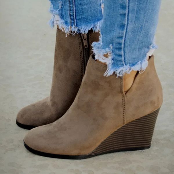 suede wedges ankle boots for women 2019 autumn winter casual zipper solid color short booties round toe shoes botas feminina, Black
suede wedges ankle boots for women 2019 autumn winter casual zipper solid color short booties round toe shoes botas feminina, Black