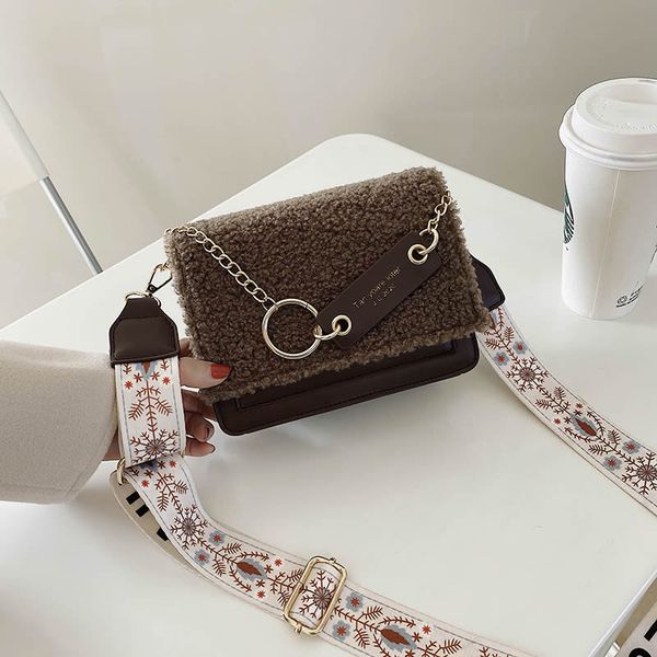 мода crossbody сумка для женщин 2019 winter luxury сумки дизайнер малых женщин посланник сумка шерсть болс feminina
мода crossbody сумка для женщин 2019 winter luxury сумки дизайнер малых женщин посланник сумка шерсть болс feminina