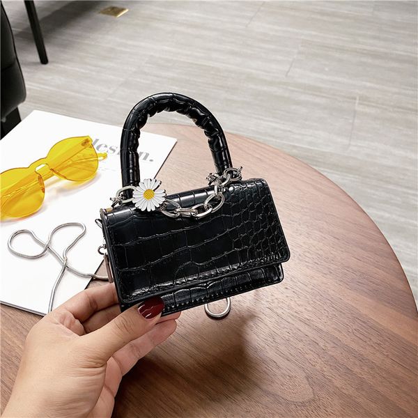 ins mini bag female 2020 new foreign crocodile pattern small square bag wild shoulder messenger chain small 
ins mini bag female 2020 new foreign crocodile pattern small square bag wild shoulder messenger chain small