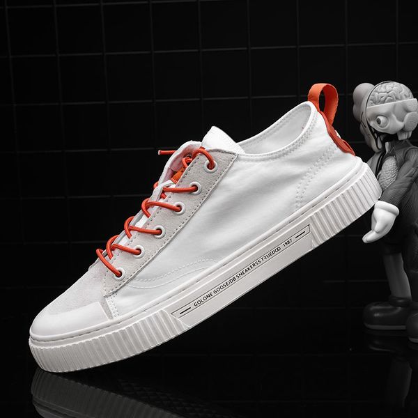 2020 high-quality new men's shoes breathable canvas shoes men's casual sports students running, Black;red
2020 high-quality new men's shoes breathable canvas shoes men's casual sports students running, Black;red