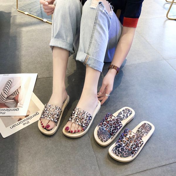 sandals and slippers female 2019 new leopard flat non-slip slippers women, Black
sandals and slippers female 2019 new leopard flat non-slip slippers women, Black
