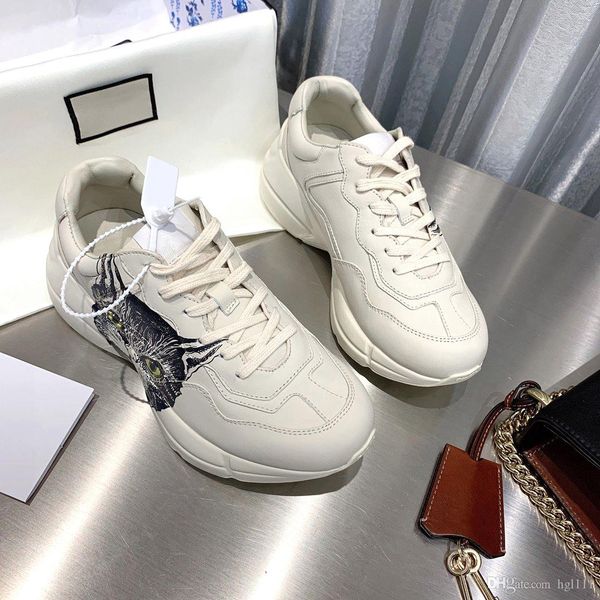 old shoes women's tide fashion light autumn new solid color wild women's sports casual shoes sponge cake couple small white shoes
old shoes women's tide fashion light autumn new solid color wild women's sports casual shoes sponge cake couple small white shoes