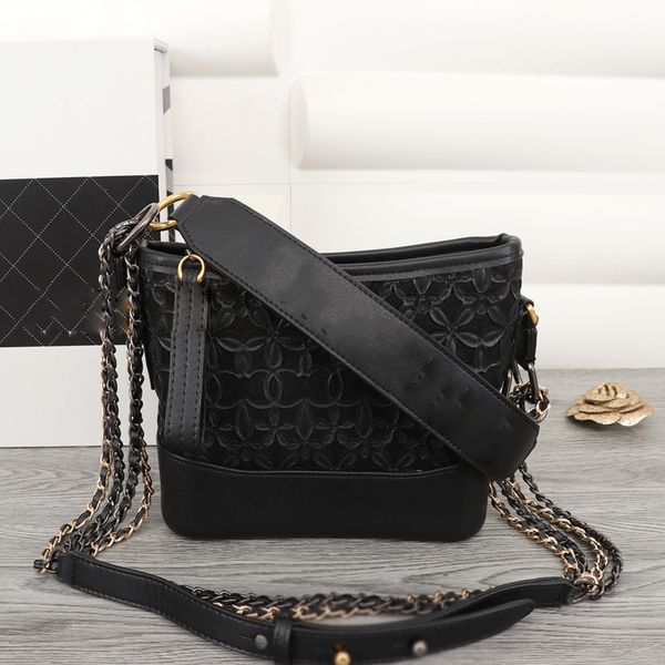 hobo bag purses plain lace diamonds letter zipper lady single shoulder bags genuine leather bags
hobo bag purses plain lace diamonds letter zipper lady single shoulder bags genuine leather bags