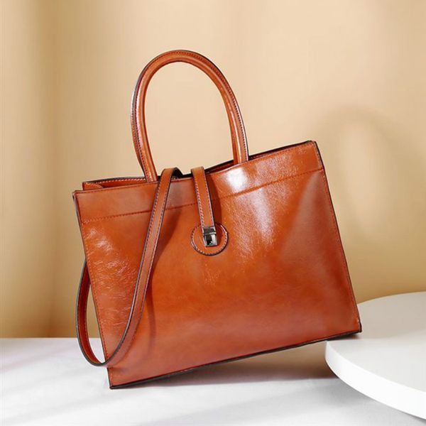 2020 new women's fashion handbags casual trend package multi-function shoulder bag simple and elegant messenger bag new
2020 new women's fashion handbags casual trend package multi-function shoulder bag simple and elegant messenger bag new