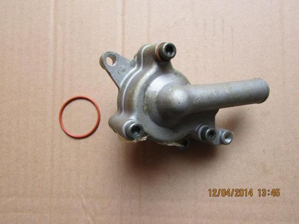 oem quality water pump with gasket for yamaha majesety yp250 linhai 250cc