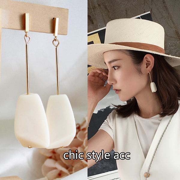 aomu new geometry wood gold metal long chain handmade irregular acrylic drop earring for women girl gift vintage jewelry, Silver
aomu new geometry wood gold metal long chain handmade irregular acrylic drop earring for women girl gift vintage jewelry, Silver