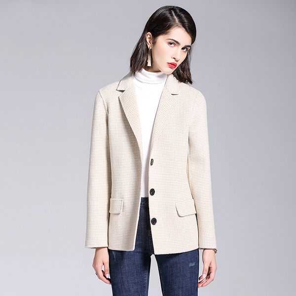 western style small suit woolen jacket women's 2019 winter new style retro thousands of birds loose beige wool short coat, Black;brown
western style small suit woolen jacket women's 2019 winter new style retro thousands of birds loose beige wool short coat, Black;brown