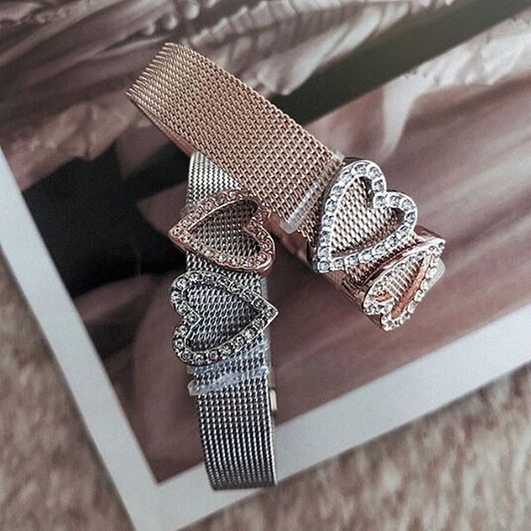 somsoar jewelry stainless steel new fantasy mesh bracelet with 2pcs slide charms for the valentine's day woman gift, Golden;silver
somsoar jewelry stainless steel new fantasy mesh bracelet with 2pcs slide charms for the valentine's day woman gift, Golden;silver