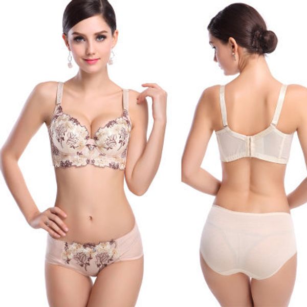 2019 luxury deep v lingerie new brand plus size multi color push up bra set floral embroidery lace women underwear sets, Red;black
2019 luxury deep v lingerie new brand plus size multi color push up bra set floral embroidery lace women underwear sets, Red;black