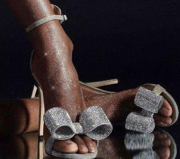 2019 new fashion shoes woman water drill pointed high heel shoes, Black 
2019 new fashion shoes woman water drill pointed high heel shoes, Black